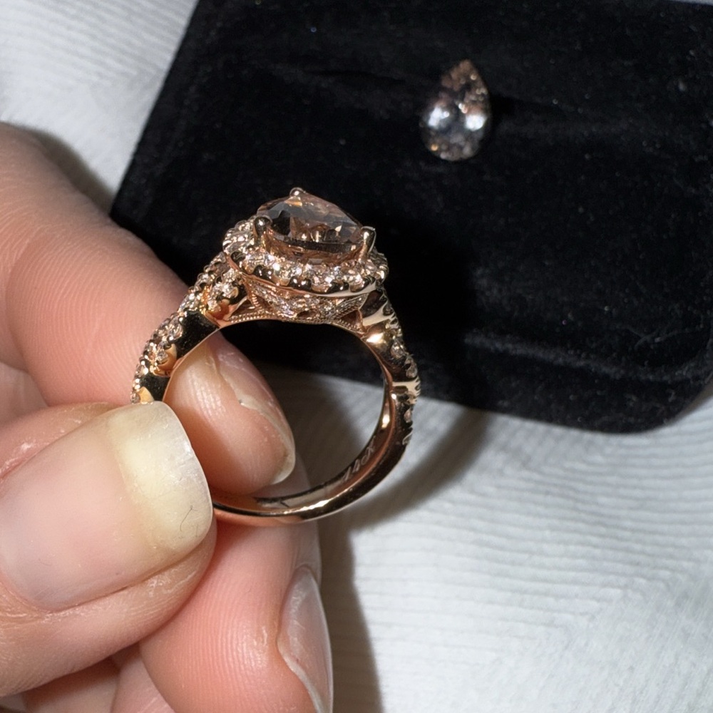 Elegant Gold and Silver Women's Ring